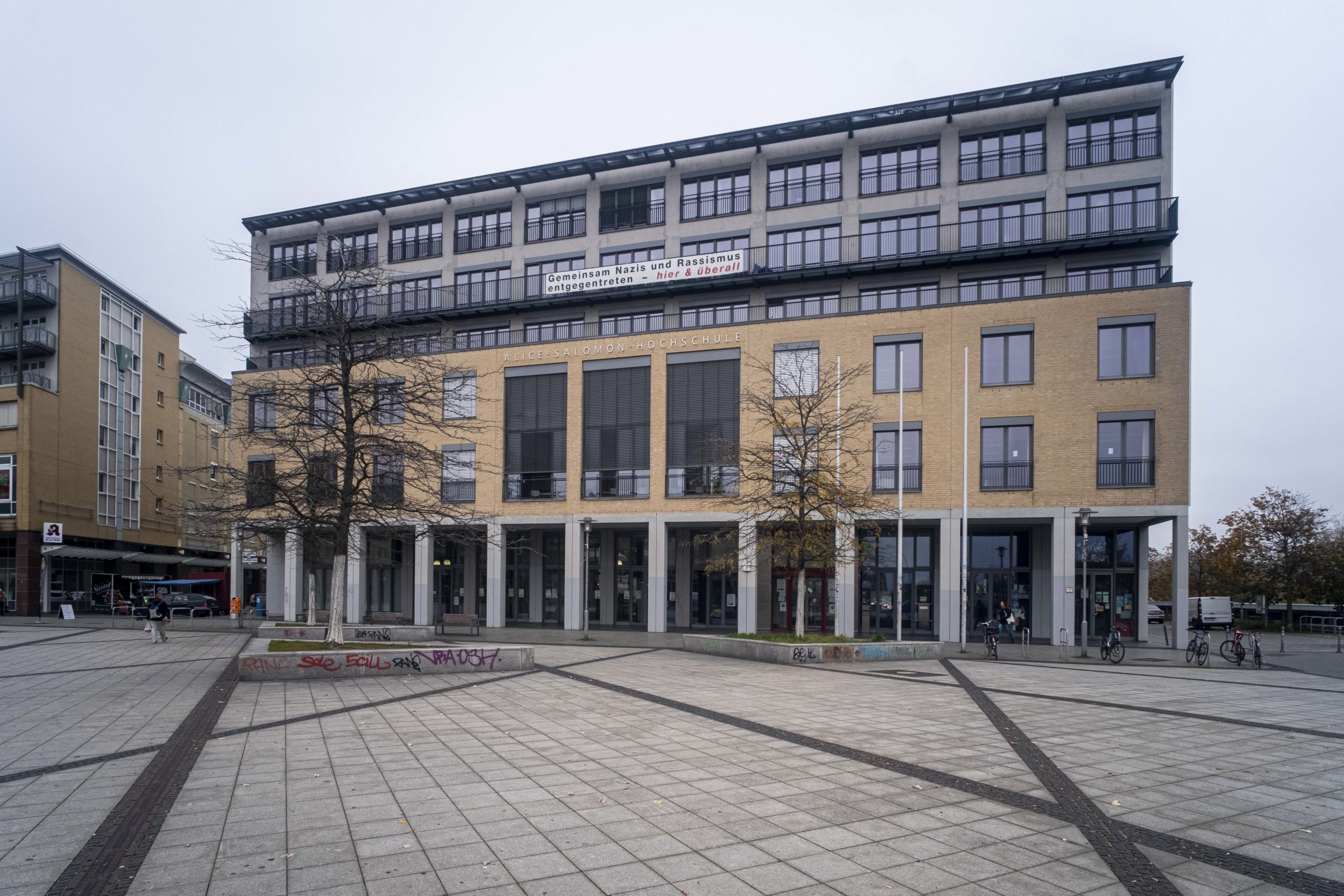 Das Gebäude der Alice Salomon Hochschule von vorne