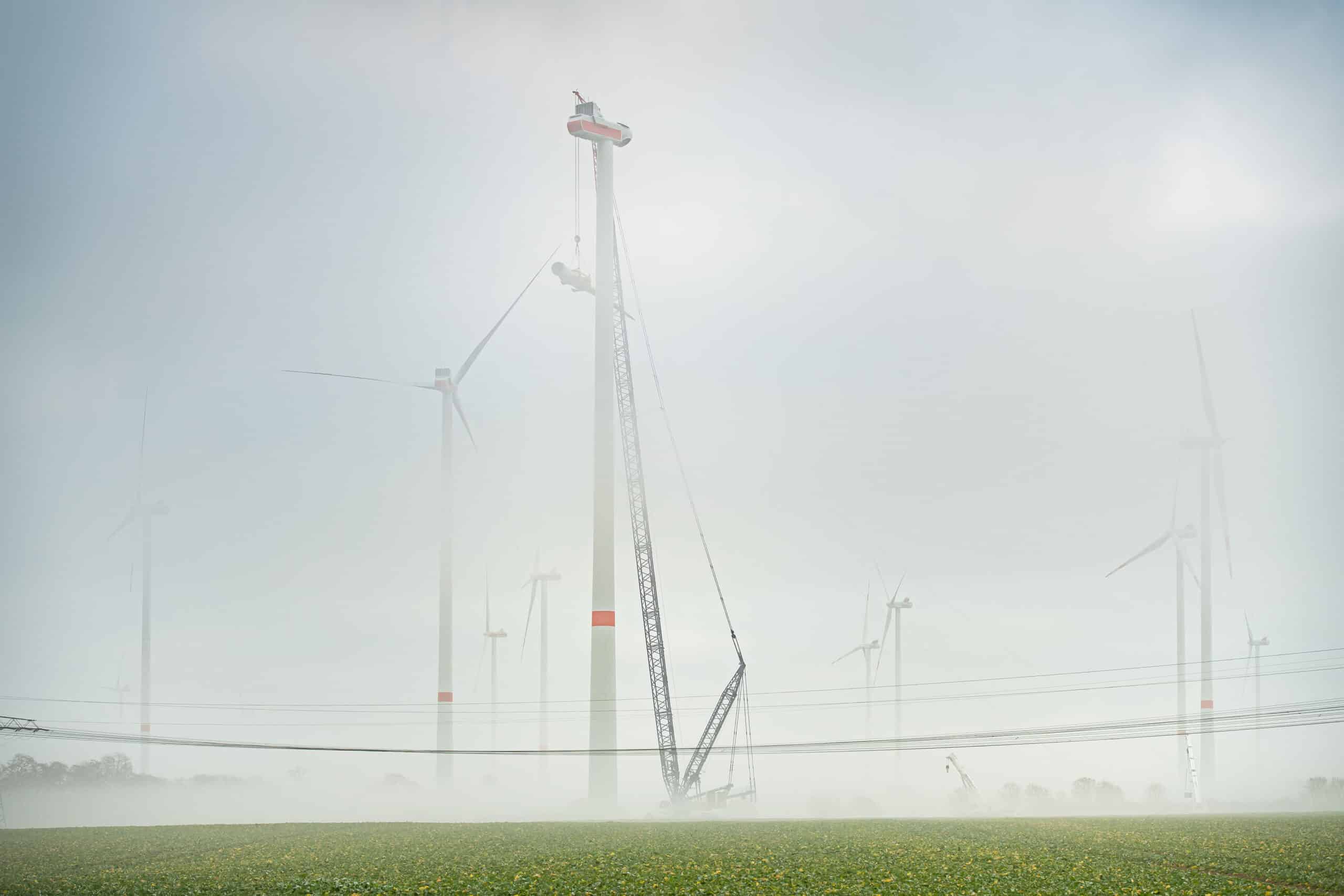 Aufbau einer Windenergieanlage in Albertshof