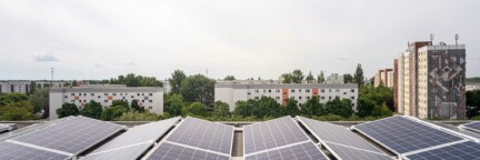 Solaranlage eines Mieterstromprojekts der Berliner Stadtwerke in Kaulsdorf
